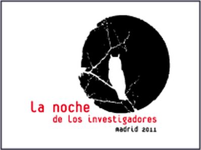 Investigadores y ciudadanos reunidos en la noche